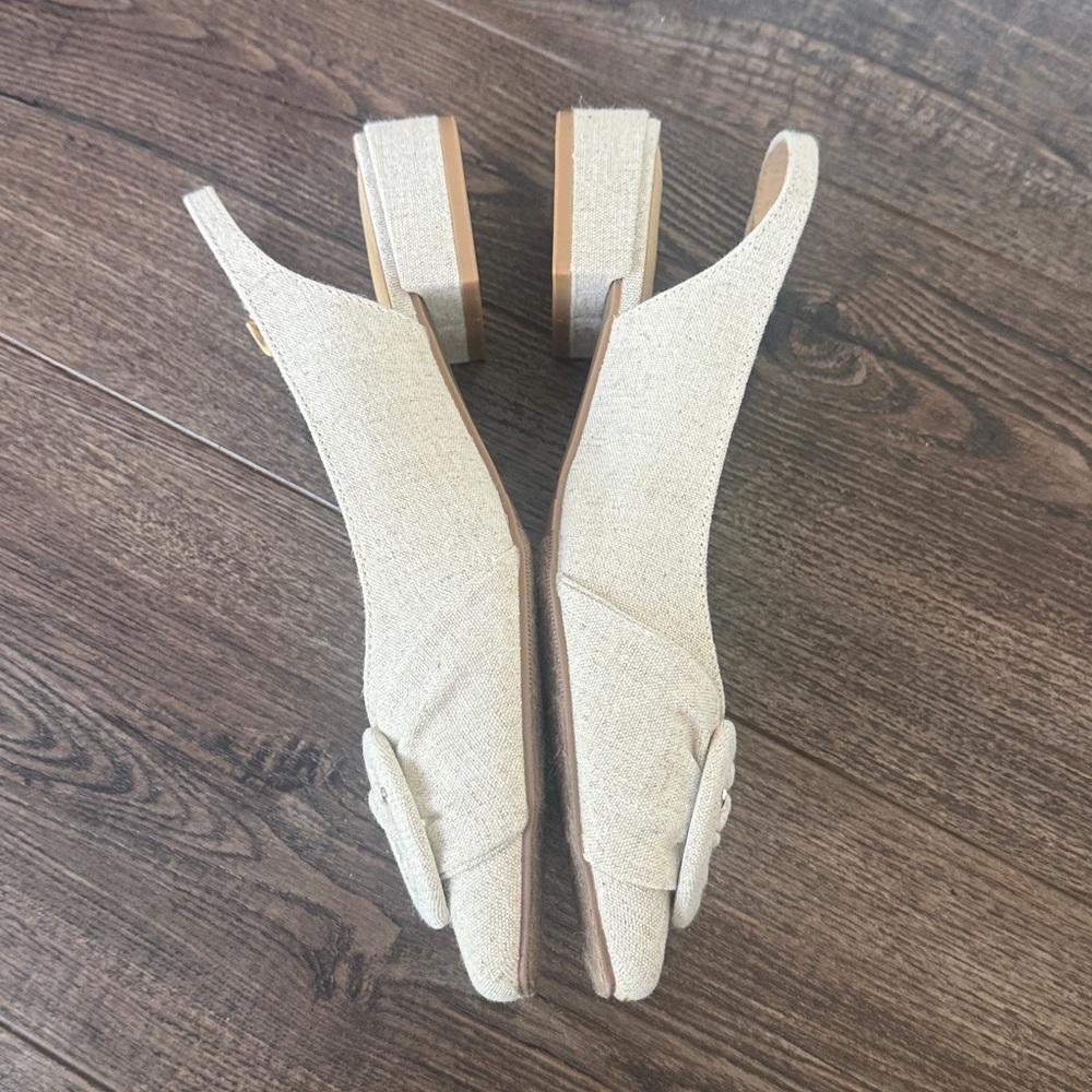 CL by Laundry Cream Linen-Look Slingback Sandals with Buckle Accent 7.5 - Picture 6 of 9